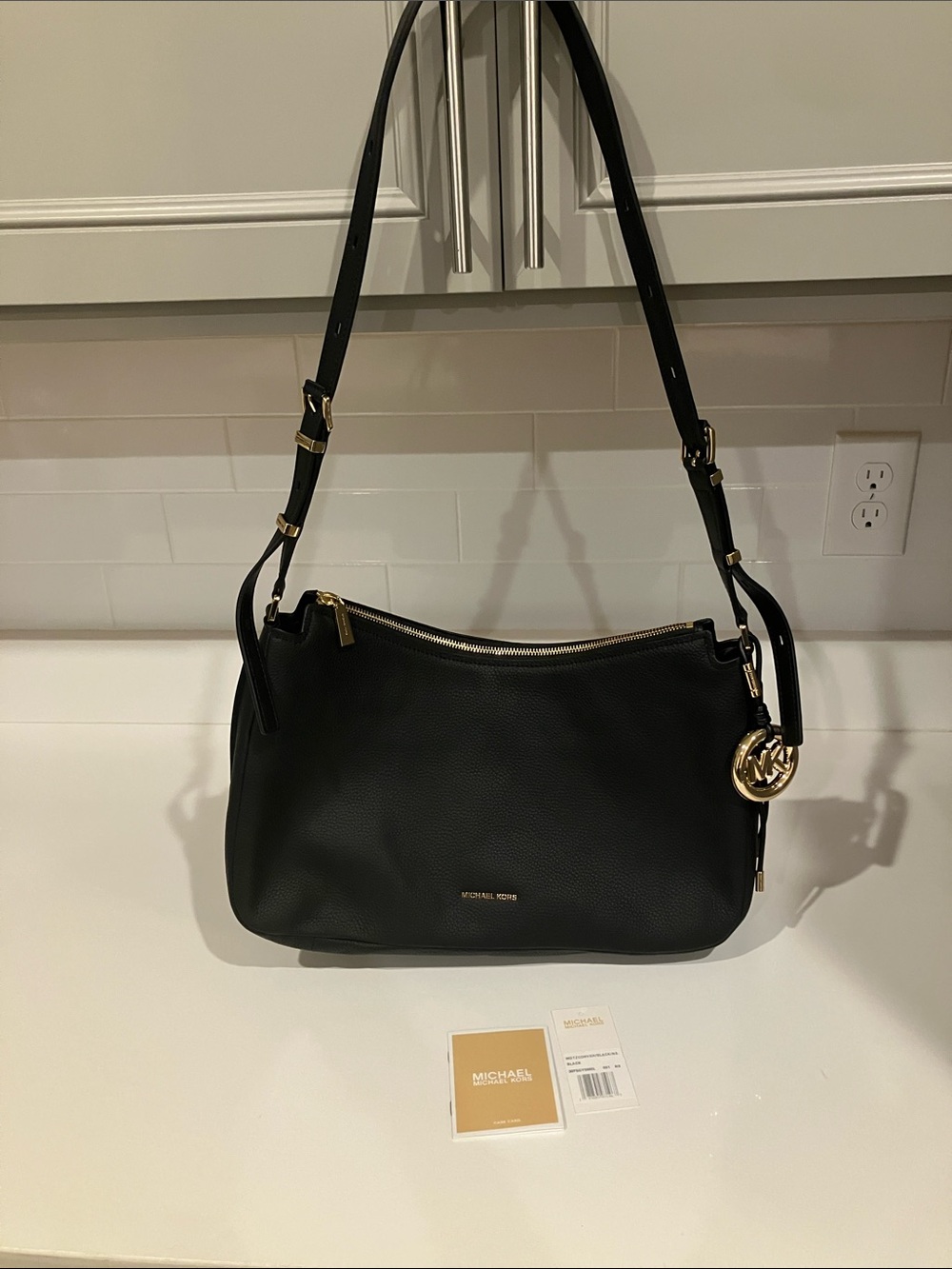 MICHAEL MICHAEL KORS Nolita Medium Pebbled Leather Shoulder Bag Retails $299.50 - Picture 2 of 14